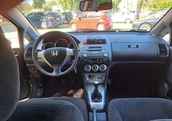 Honda City cena 5900 przebieg: 250000, rok produkcji 2007 z Olszyna małe 67